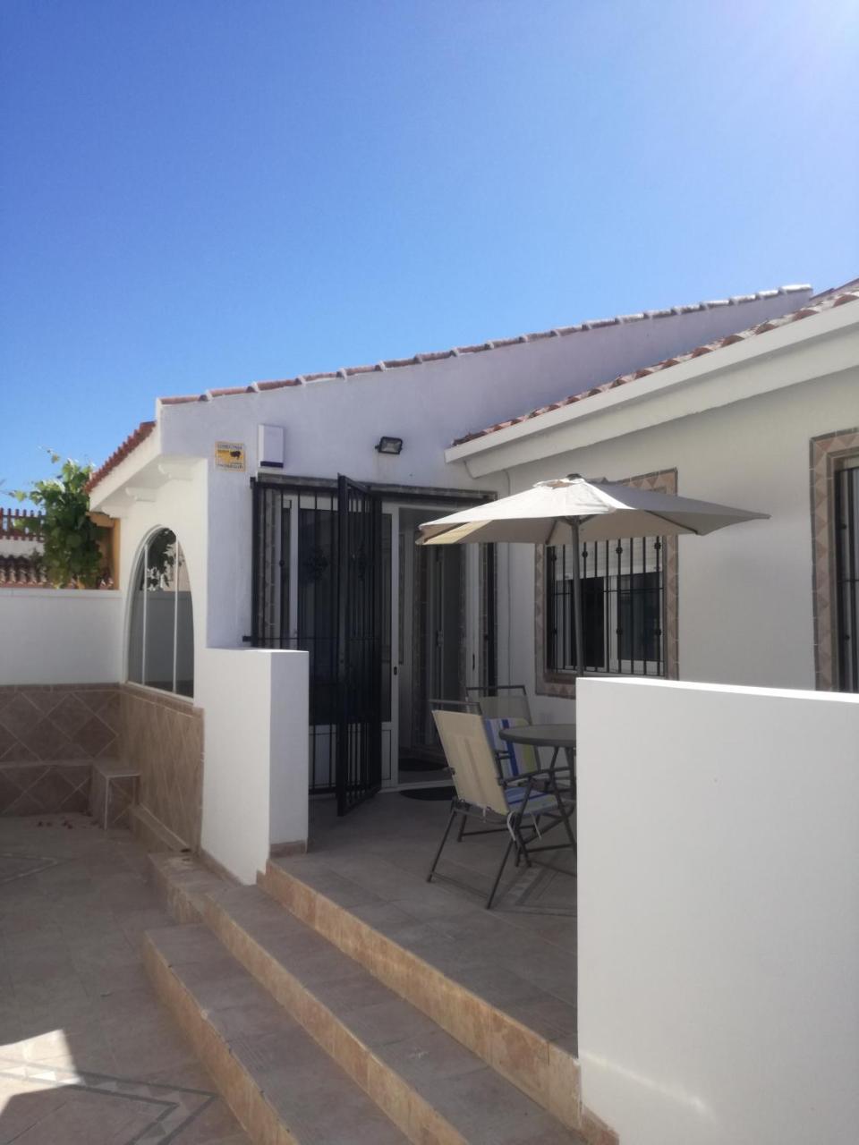 2 Bedroom Newly Renovated Bungalow Close To Bars & Restaurants Los Alcázares Zewnętrze zdjęcie